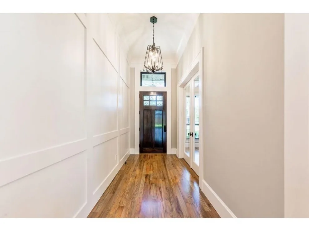 Houston Heights Homestead by Miralia Design Group - Photo 9