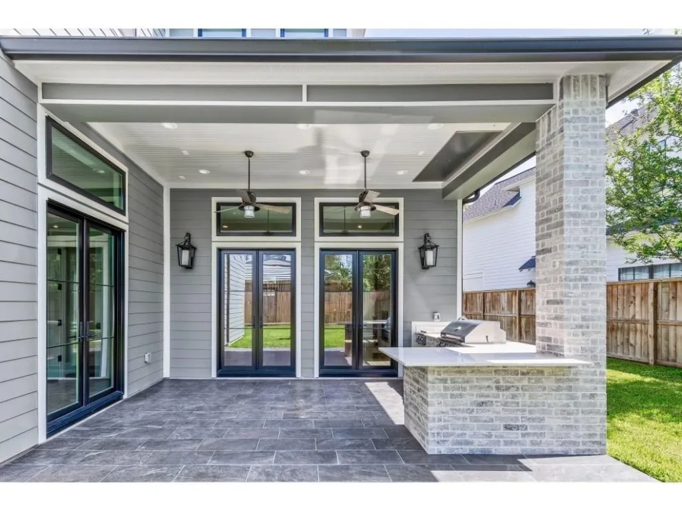 Houston Heights Homestead by Miralia Design Group - Photo 3