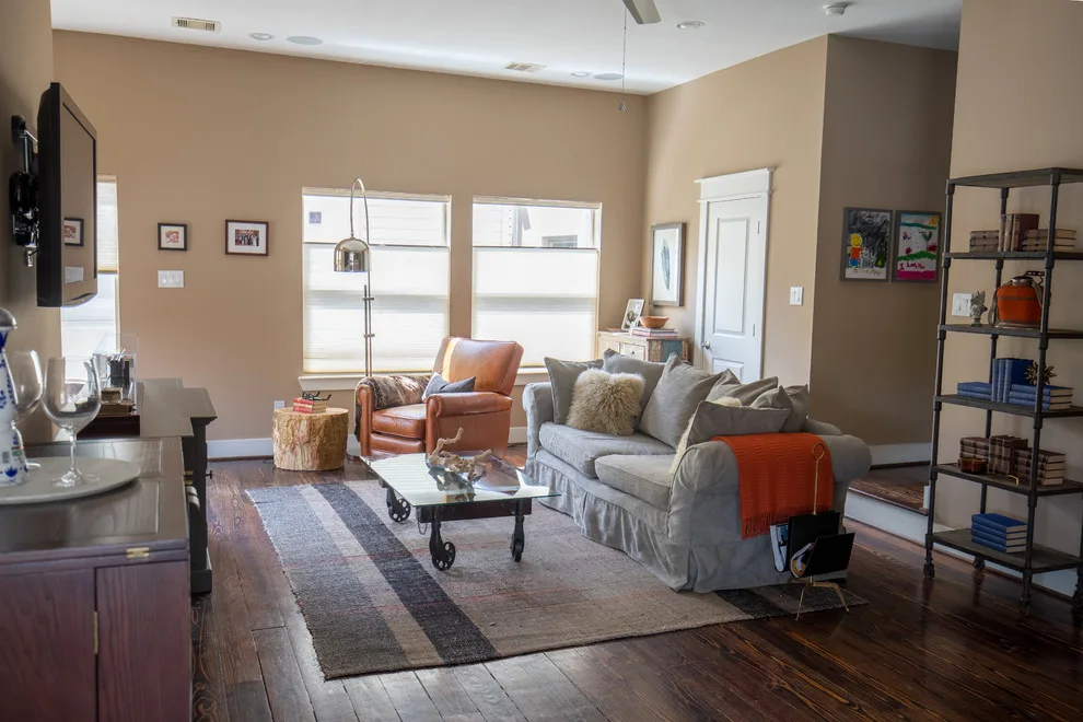 Houston Street - Interior and Exterior Design by Lyrd Interiors - Photo 11