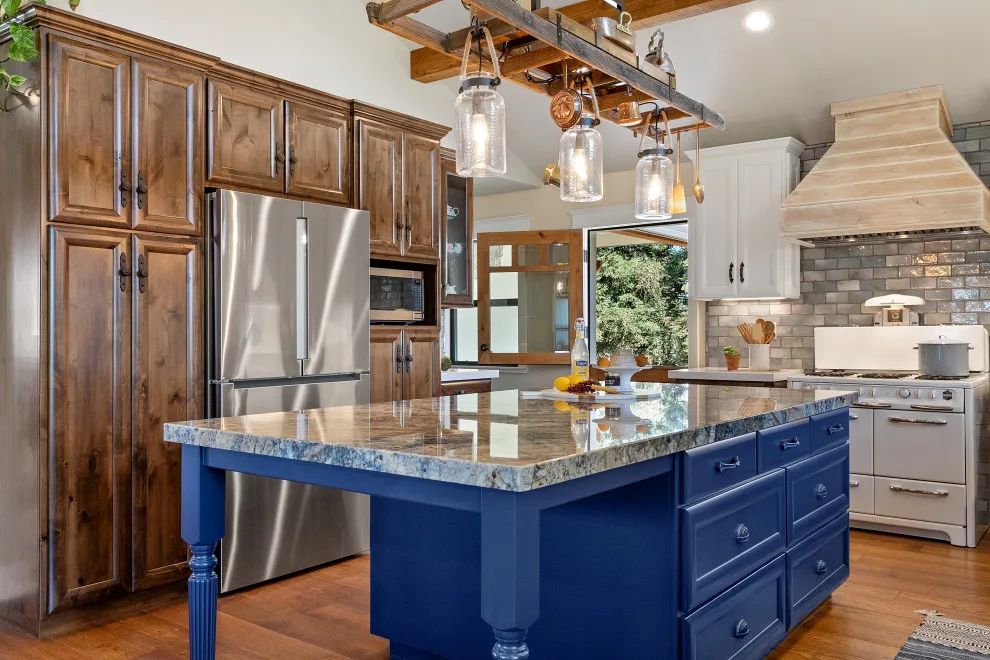 Hughson Residence by LHK Interiors - Photo 15