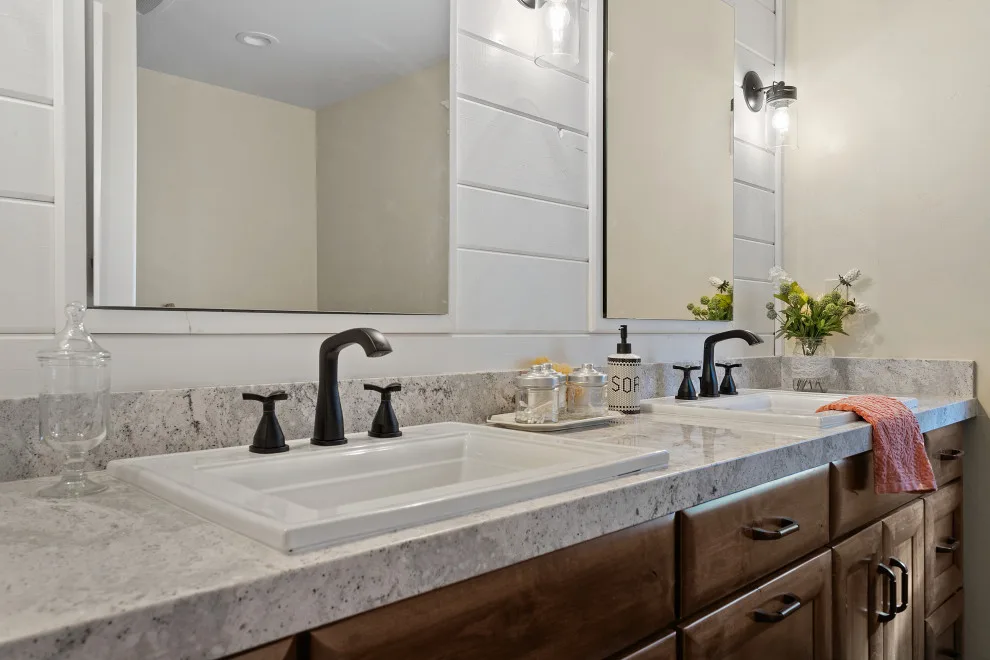 Hughson Residence by LHK Interiors - Photo 16