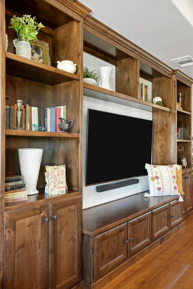 Hughson Residence by LHK Interiors - Photo 2
