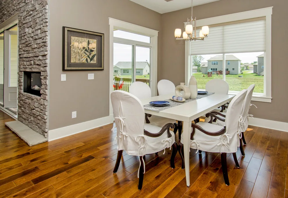 Hunter Douglas Window Treatments by Right Touch Interiors - Photo 2