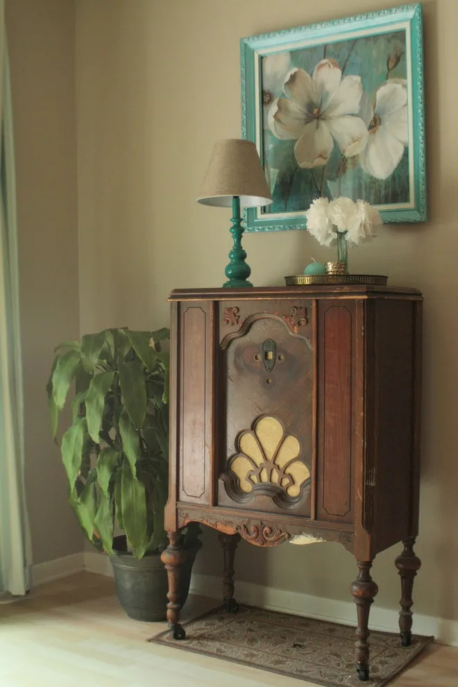 Interior Styling by Sunshine Menefee - Photo 17