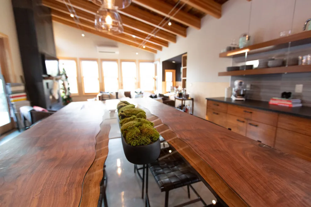 Woods Escape: Contemporary Cabin by Nest Design Studio LLC - Photo 3