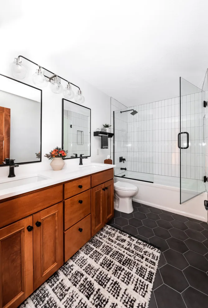 Irvine Avenue by Kari Campbell Interiors - Photo 2