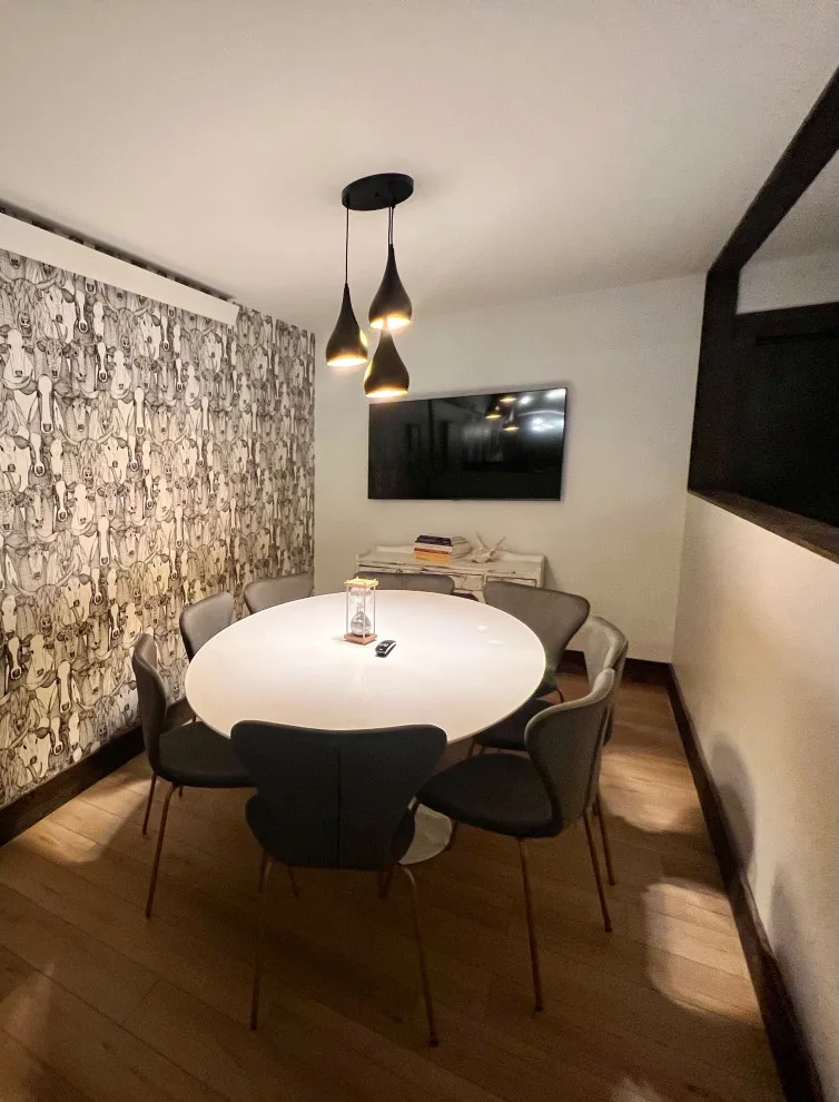 Century 21 Jackson Hole by WE Home Staging Inc. - Photo 4