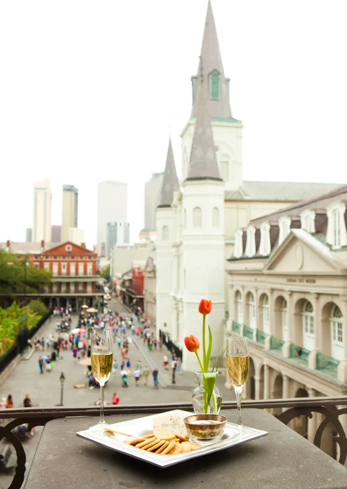 Upper Pontalba Apartment in New Orleans by Tish Miller Design - Photo 4