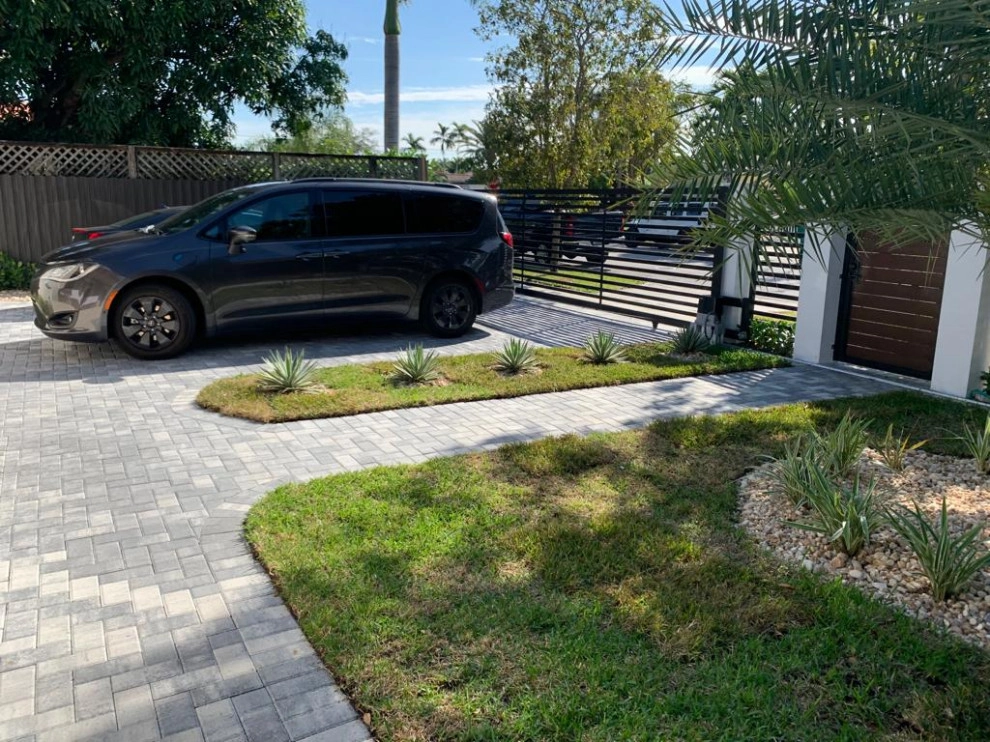 Fence by My Luxury Outdoors - Photo 11