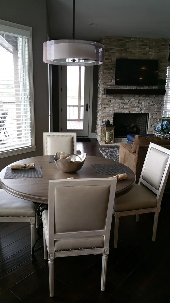 JE Home by Savvy Style With Valerie - Photo 3
