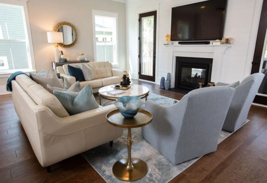 Contemporary Shoreline by Brittanya Tammearu Interior Design - Photo 5