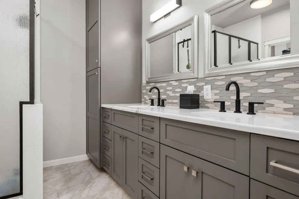 Jones Restroom by Karen Boyer Designs - Photo 3