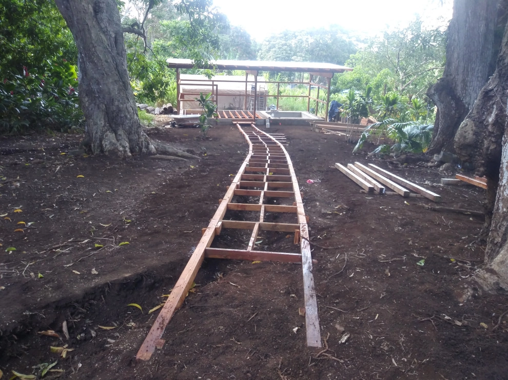 mikve/ outdoor spa design and construction by Natur Landscape Creations - Photo 2