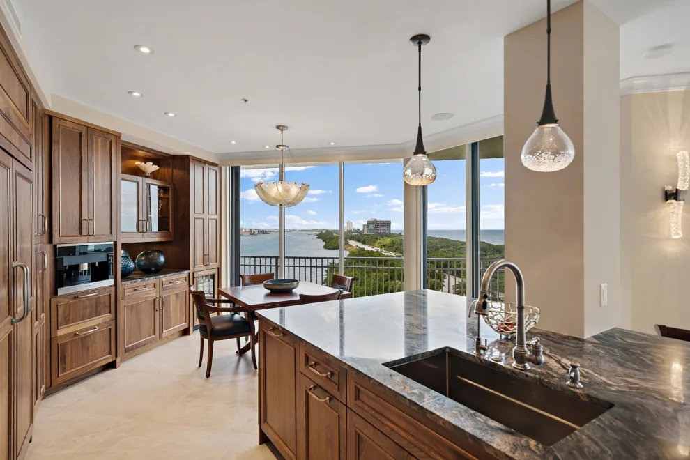 Jupiter Island Upscale Skyscraper by Denise Stringer Interior Design - Photo 15