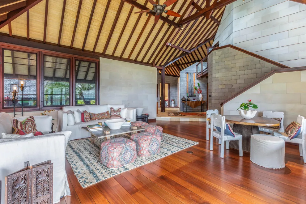 Kauai Contemporary Balinese Residence by CIH Design - Photo 17