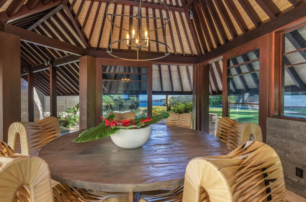 Kauai Contemporary Balinese Residence by CIH Design - Photo 7