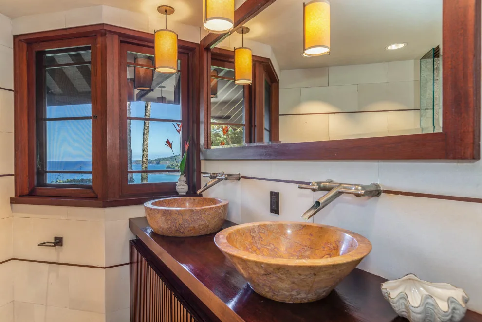 Kauai Contemporary Balinese Residence by CIH Design - Photo 5