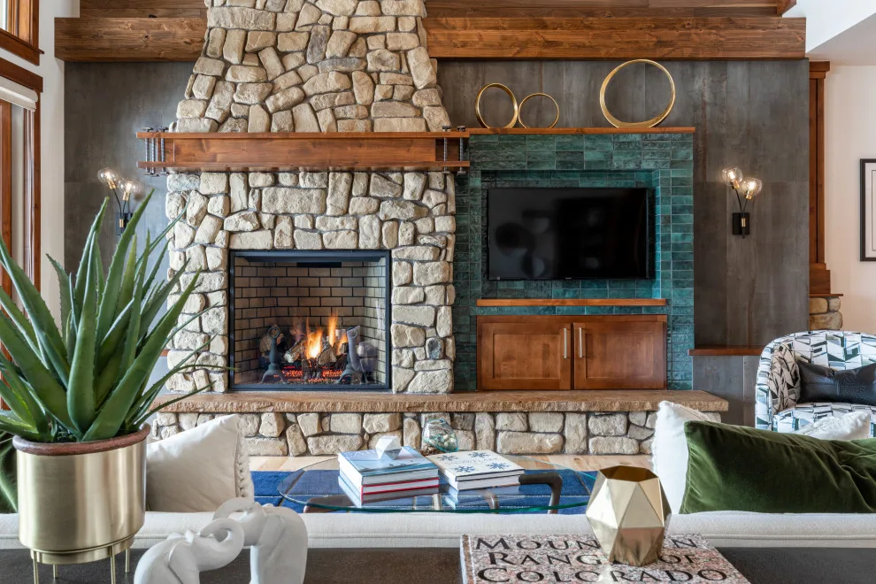 Kellie and Steve: Mountain Retreat in Midcentury Style by Meredith Parrish Design, Llc - Photo 6