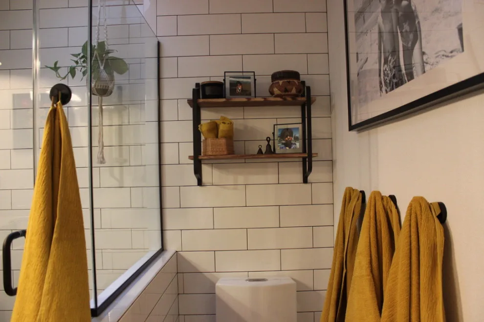 Children's Bathroom Renovation by Home Dot Designs - Photo 8