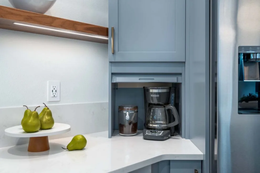 Unexpected Elements in the Kitchen by Kathy Hanson & Assoc - Photo 2