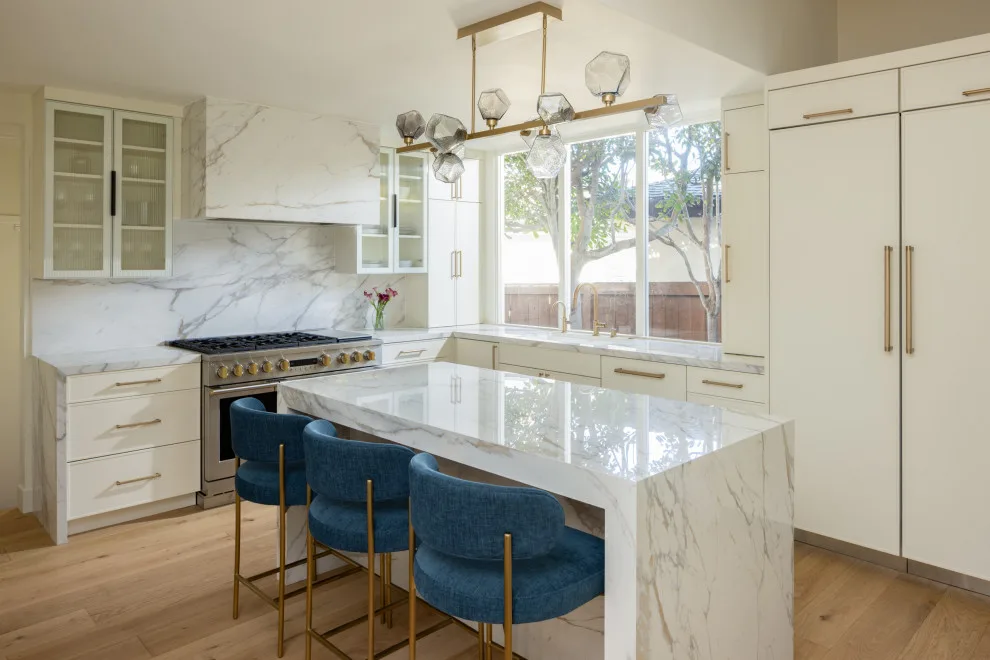 La Jolla Renovation by Wanderlust Home Interiors Inc. - Photo 13