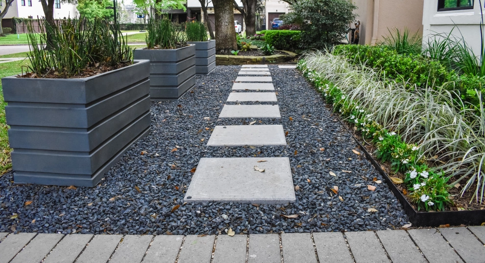 Garden St. by Natural Wonders Landscaping - Photo 7