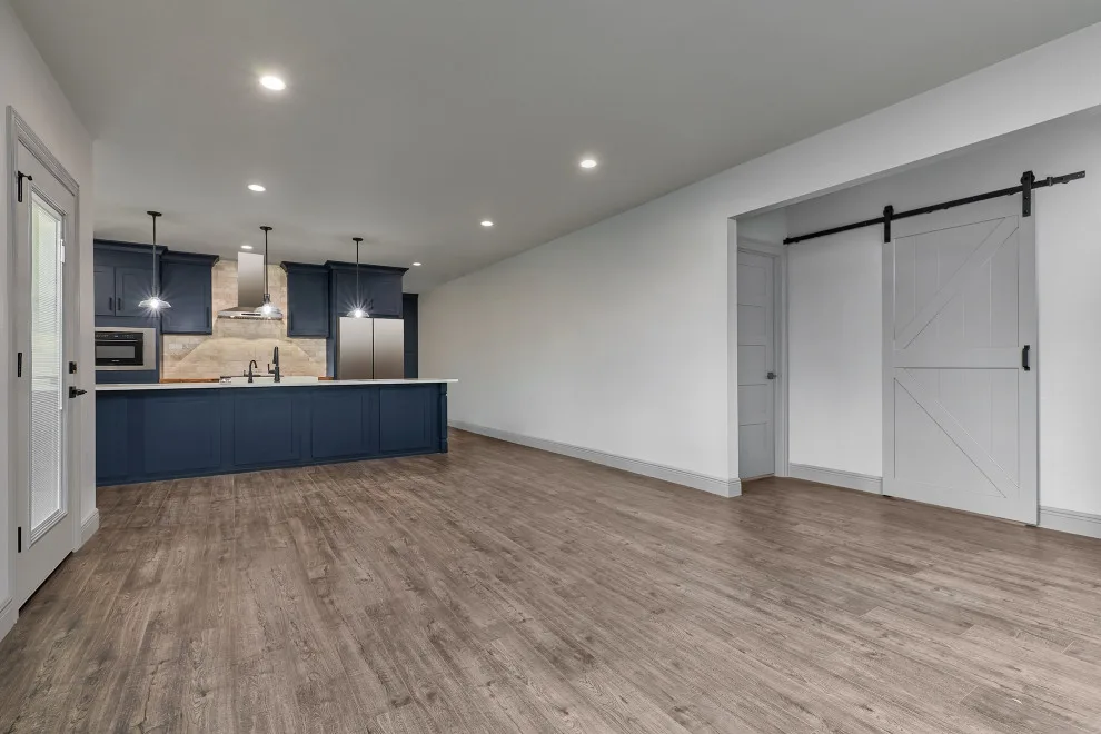 Lacoste, TX House Renovation by Mummeinteriors - Photo 2