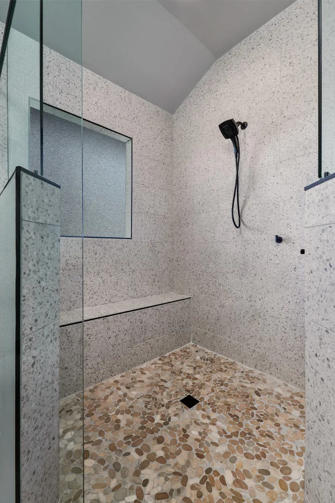 Lacoste, TX House Renovation by Mummeinteriors - Photo 7