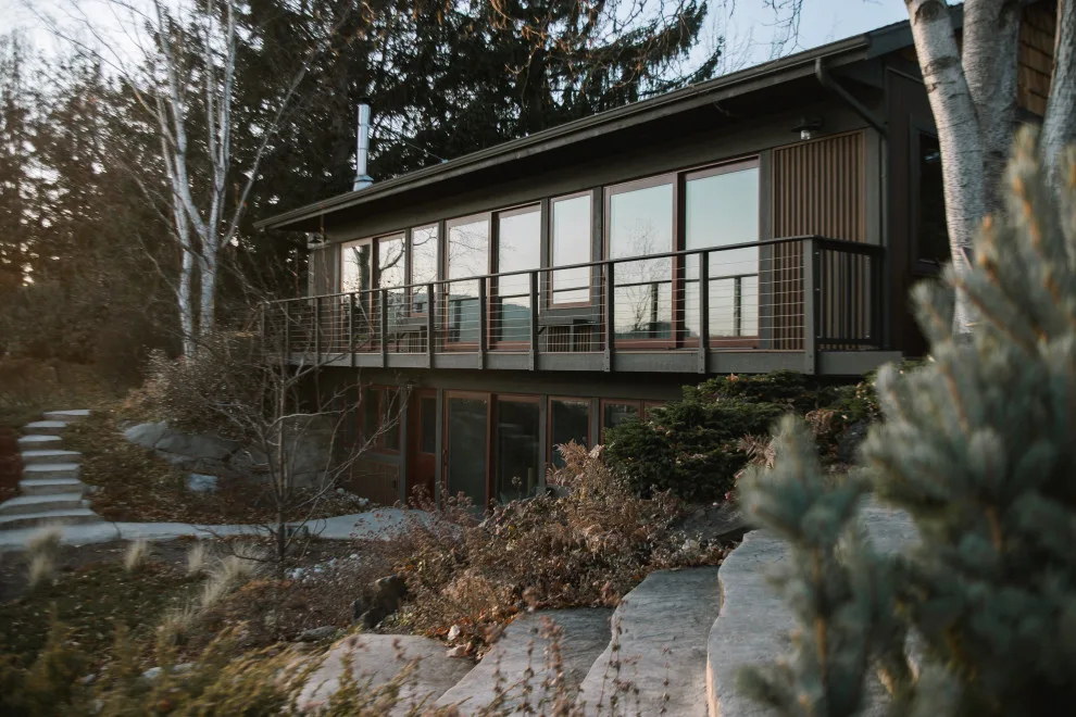 Lakeside Retreat by Base Camp Design - Photo 4
