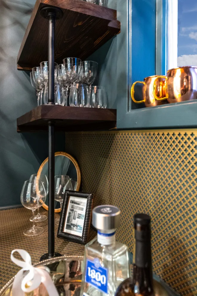 Lake Castle Dining Room and Bar by Samantha Smith Designs - Photo 6