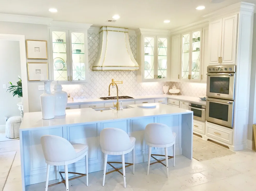 Lake Charles, Louisiana by Debi Davis Interior Design - Photo 10