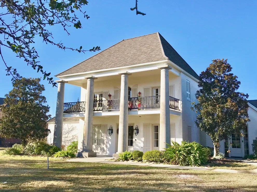 Lake Charles, Louisiana by Debi Davis Interior Design - Photo 6