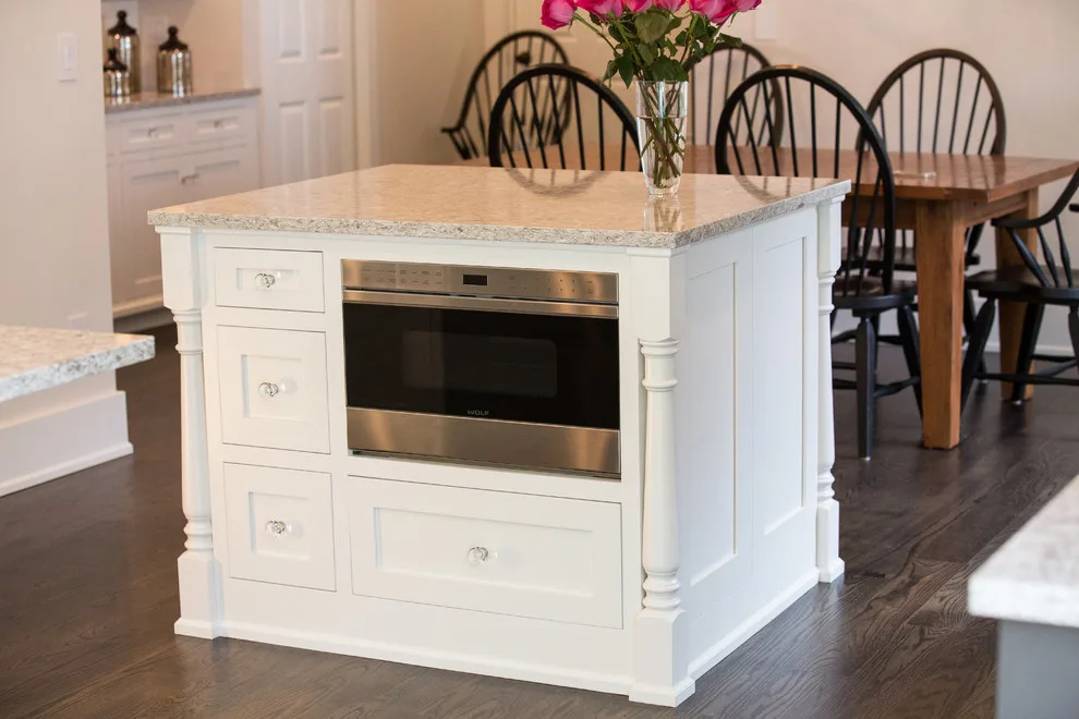 Lakeside Court by Welcome Home Design Group - Photo 5