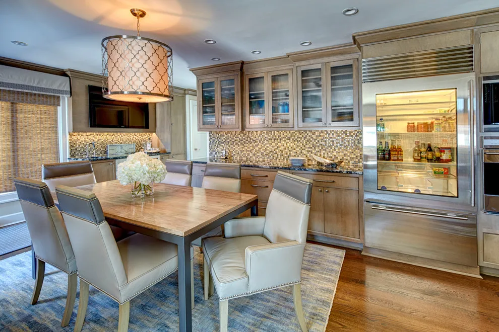 Lakeside Retreat by Lisa Limited - Photo 8