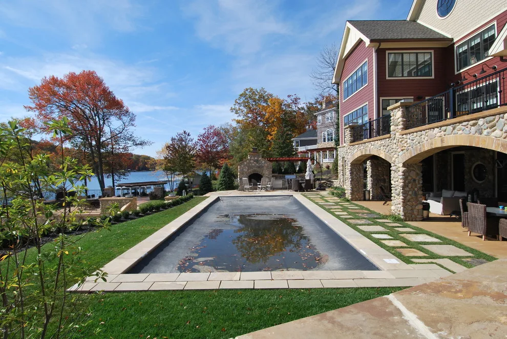 Extraordinary Lake House by Creative Concepts, Inc. - Photo 16