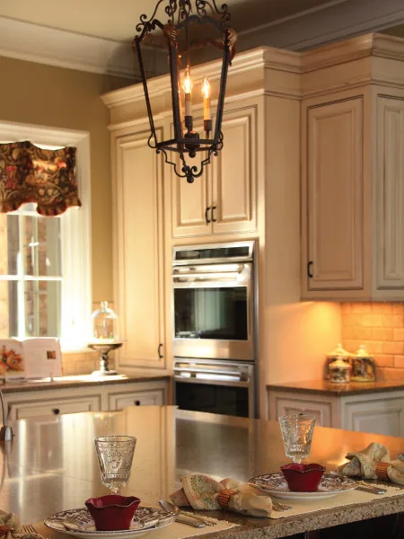 Lakeside Home by Barbara Dalton Interiors - Photo 9