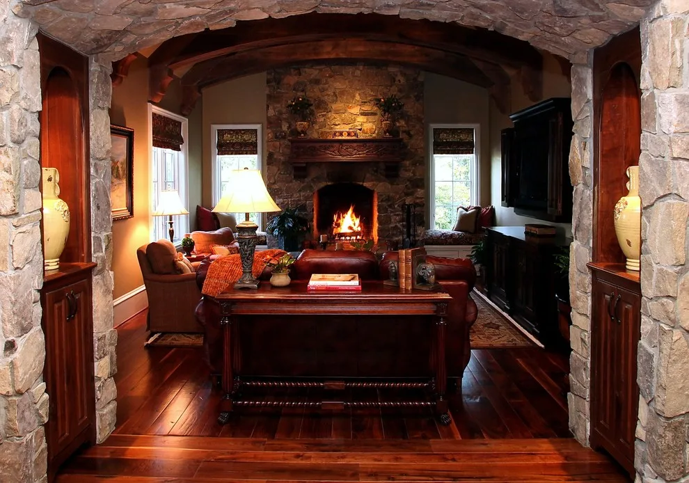 Lakeside Home by Barbara Dalton Interiors - Photo 2