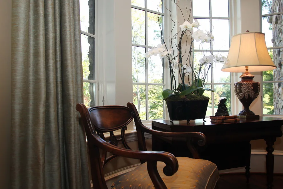 Lakeside Home by Barbara Dalton Interiors - Photo 10