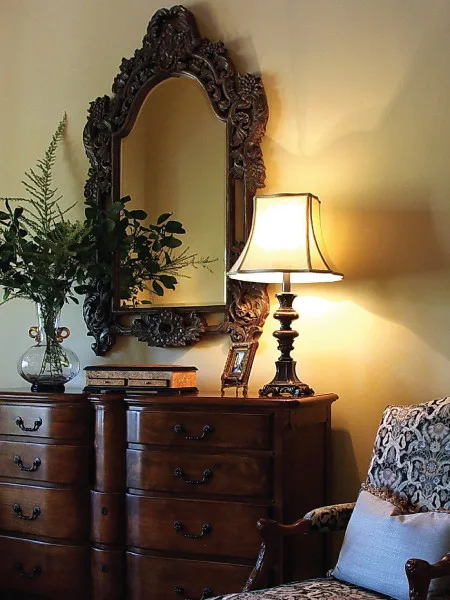Lakeside Home by Barbara Dalton Interiors - Photo 11