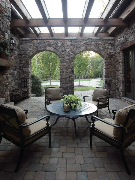 Lakeside Home by Barbara Dalton Interiors - Photo 17