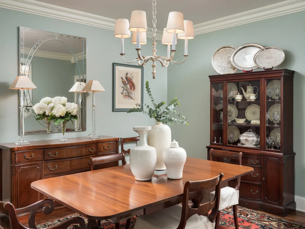 Lakeside Heavenly Dining Area by Mary Norris Interiors - Photo 2