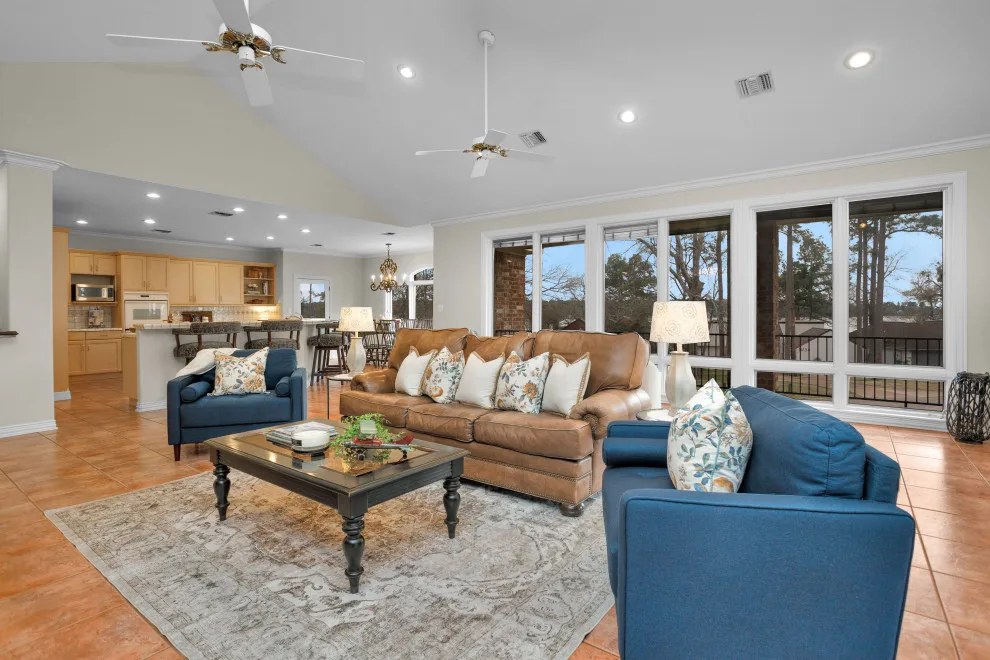 FlyGirl Home Staging & Redesign - Photo 5