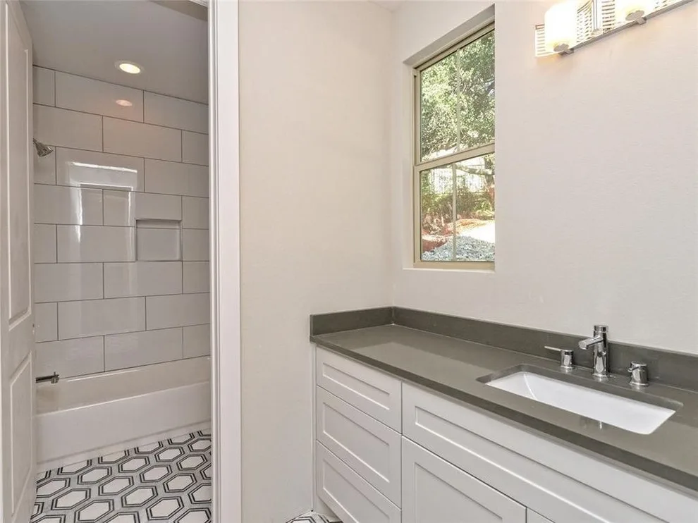 Lakeway Development - New Build by Passé/Present Interiors - Photo 2