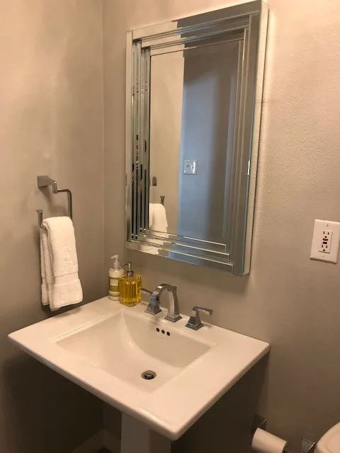 Lakewood TX Culinary and Lavatory Spaces by Design By Kimberly Vaughan - Photo 9