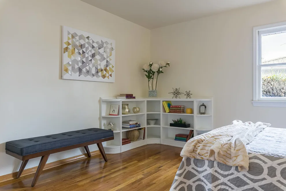 Larch Residence Staging Initiative by Davina Designs - Photo 11