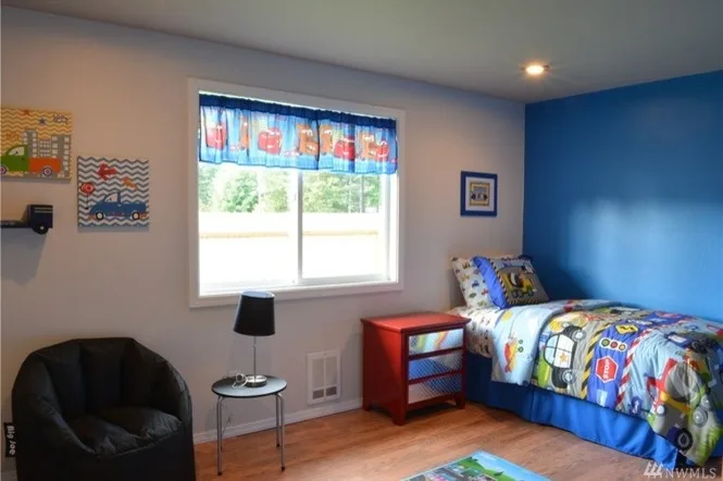 Laura Avenue by Peninsula Home Staging - Photo 9