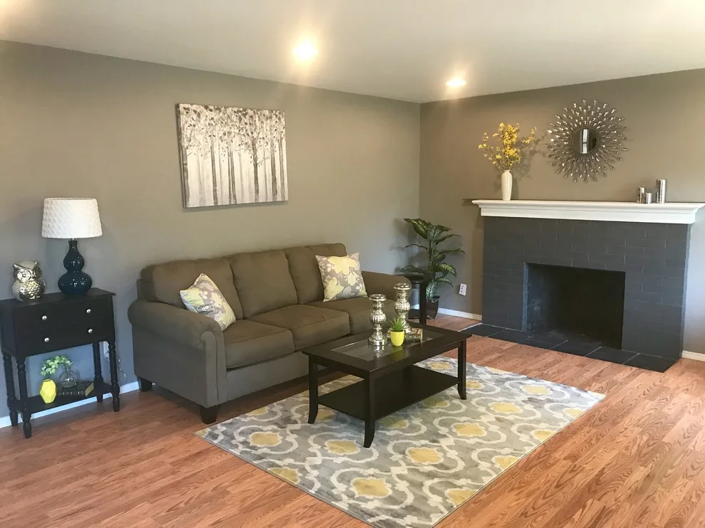Laura Avenue by Peninsula Home Staging - Photo 4