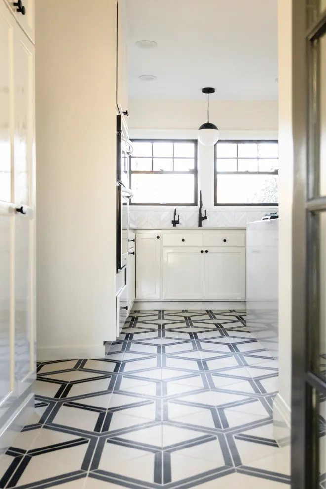 Laurelhurst Renewal by WE Home Staging Inc. - Photo 28