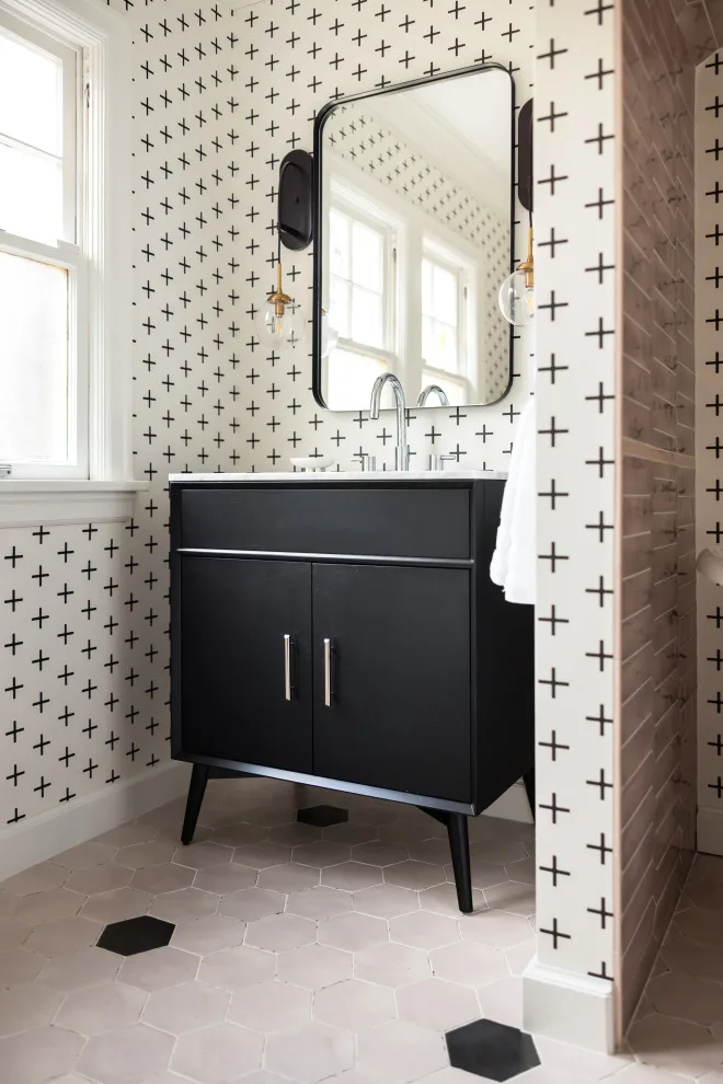 Laurelhurst Renewal by WE Home Staging Inc. - Photo 16