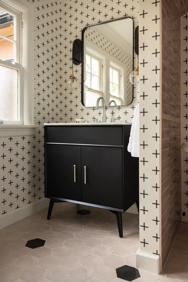 Laurelhurst Renewal by WE Home Staging Inc. - Photo 57